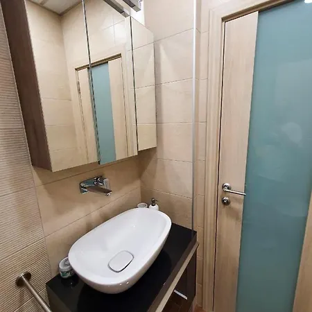 Apartment Roza *